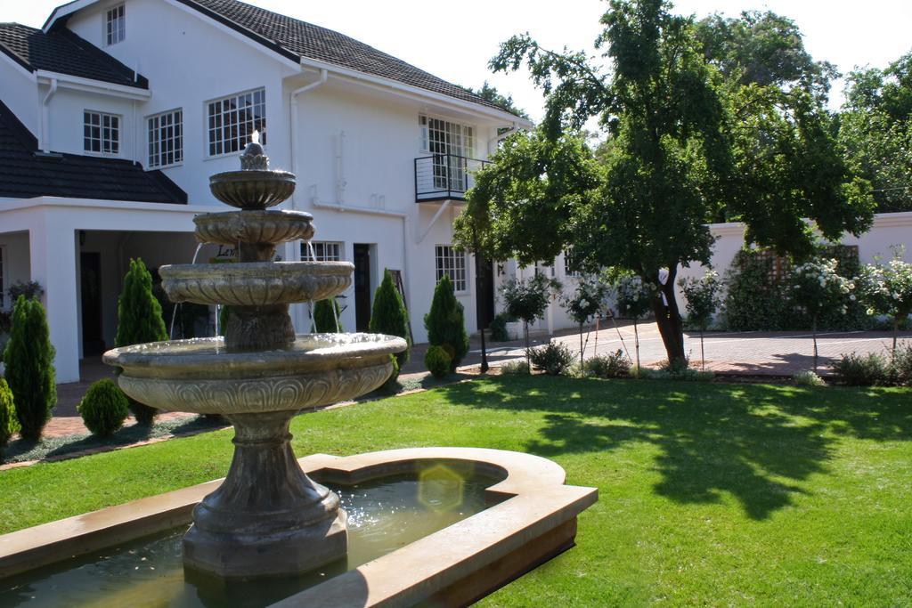 Lemon & Lime Guesthouse Блумфонтейн Екстер'єр фото